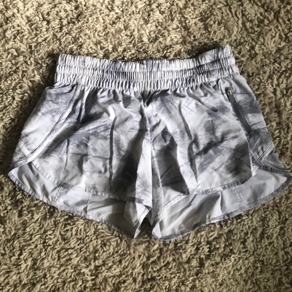 Lululemon tracker shorts 4” inseam